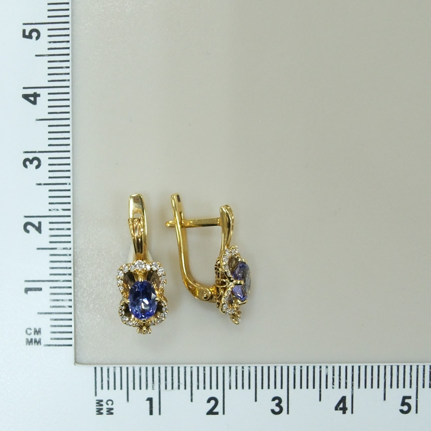 10512-000806 Серьги (Au 750)